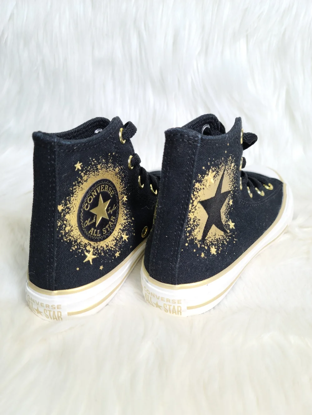 Converse Chuck Taylor All Star Black Gold Kids 13 NEW